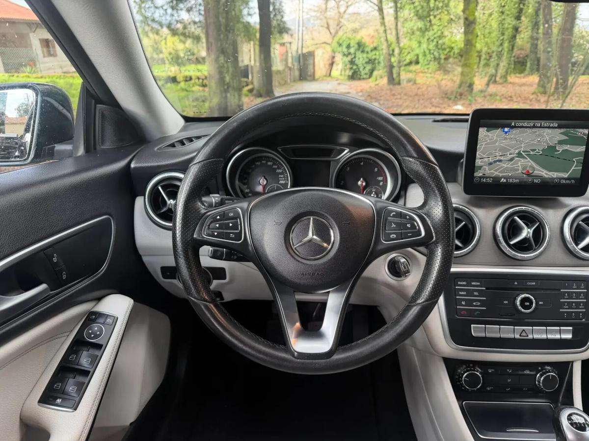 mercedes-benz-cla-180-d-blueefficiency-shooting-brake-2017-diesel-1461cc