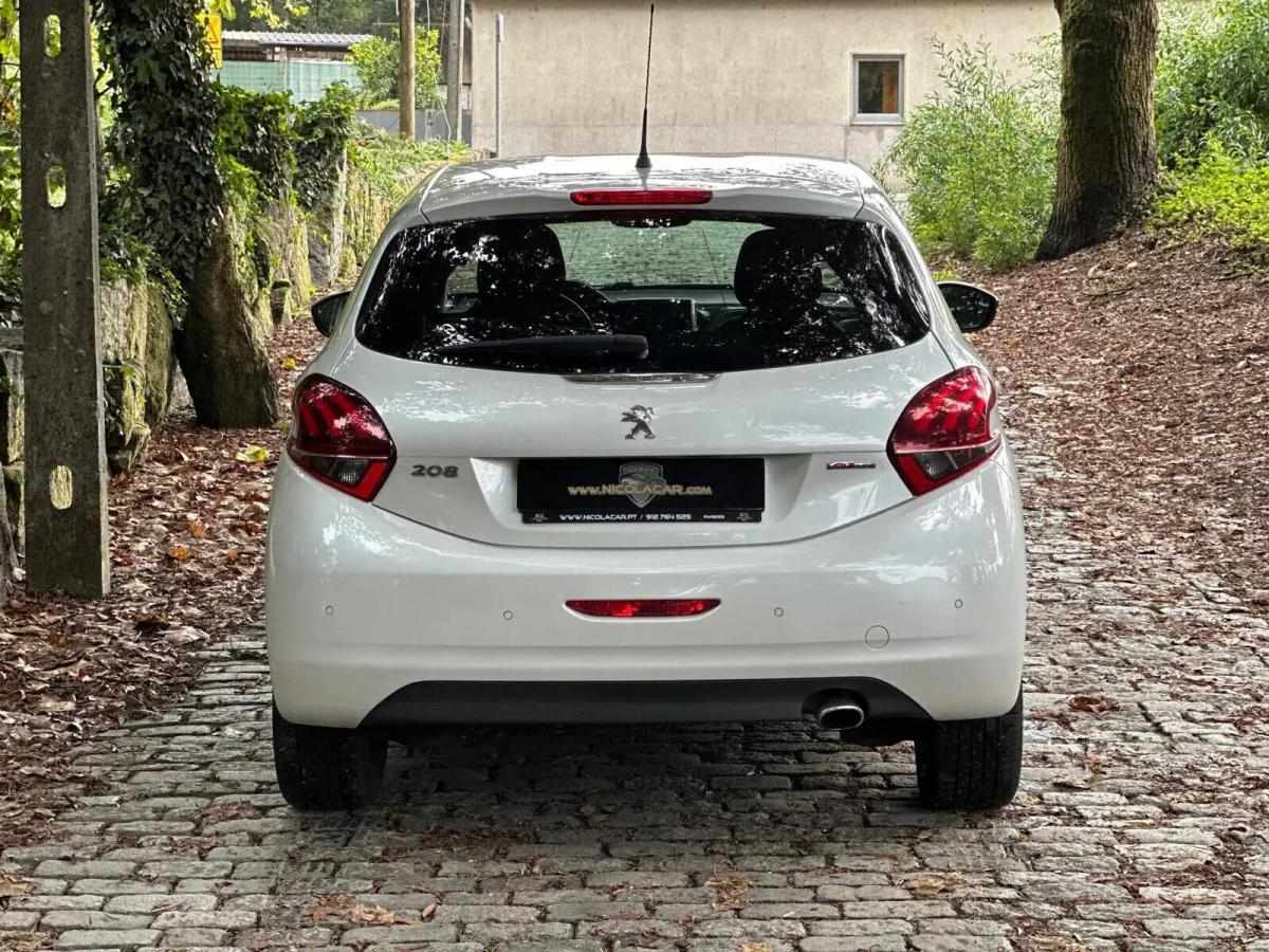 peugeot-208-2018-gasolina-1199cc