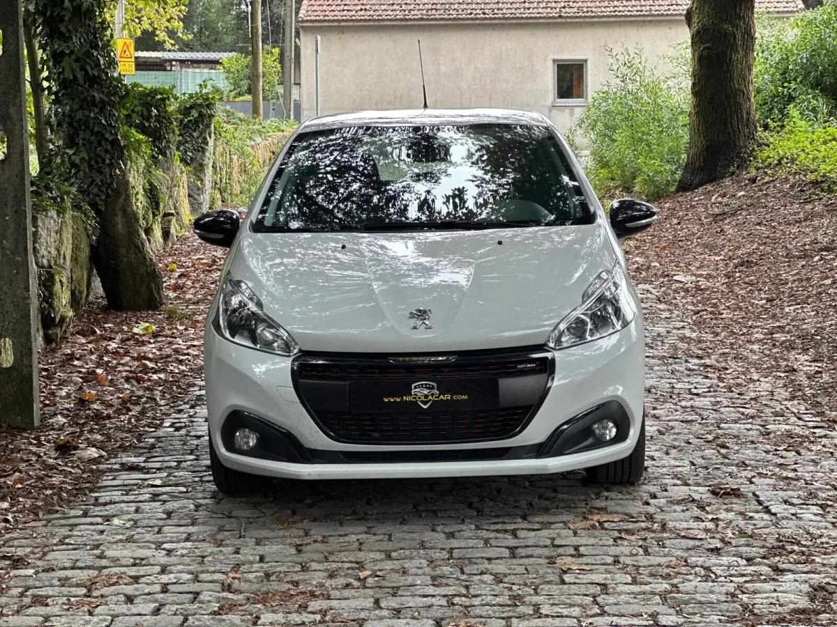 peugeot-208-2018-gasolina-1199cc