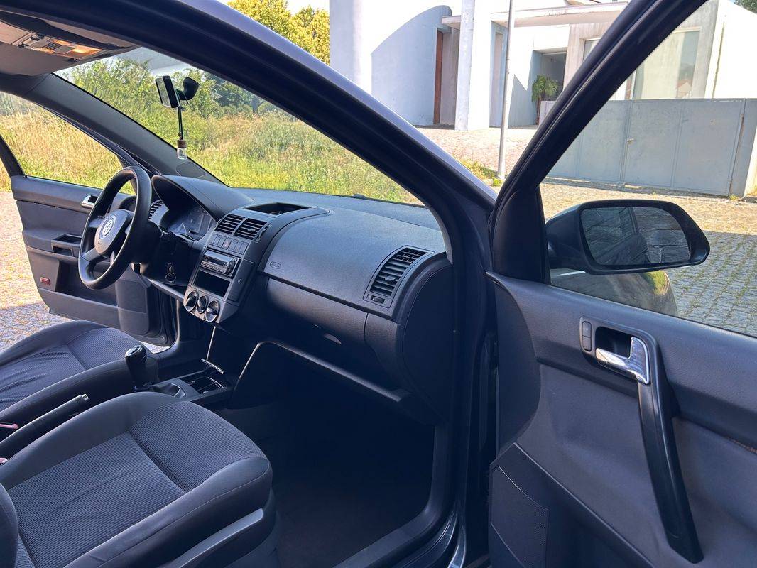 volkswagen-polo-2005-gasolina-1198cc