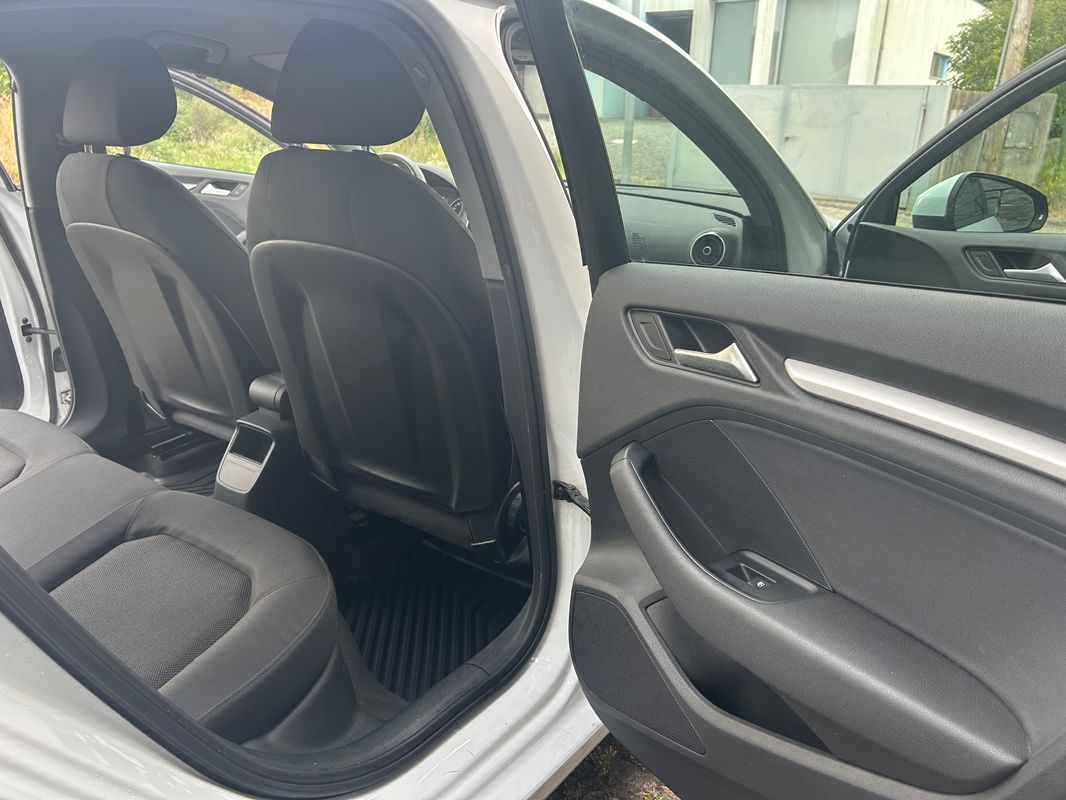 audi-a3-limousine-2016-diesel-1598cc