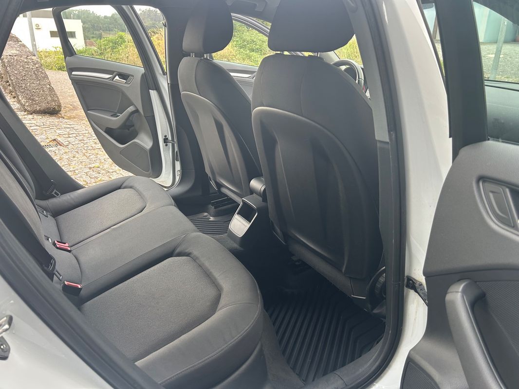 audi-a3-limousine-2016-diesel-1598cc
