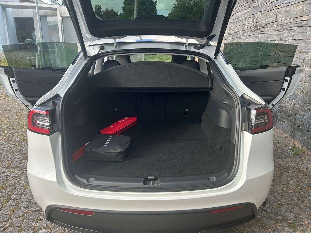 tesla-model-y-2023-eletrico-0cc