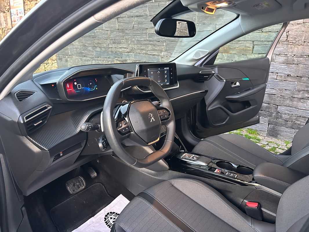 peugeot-208-2022-gasolina-1199cc
