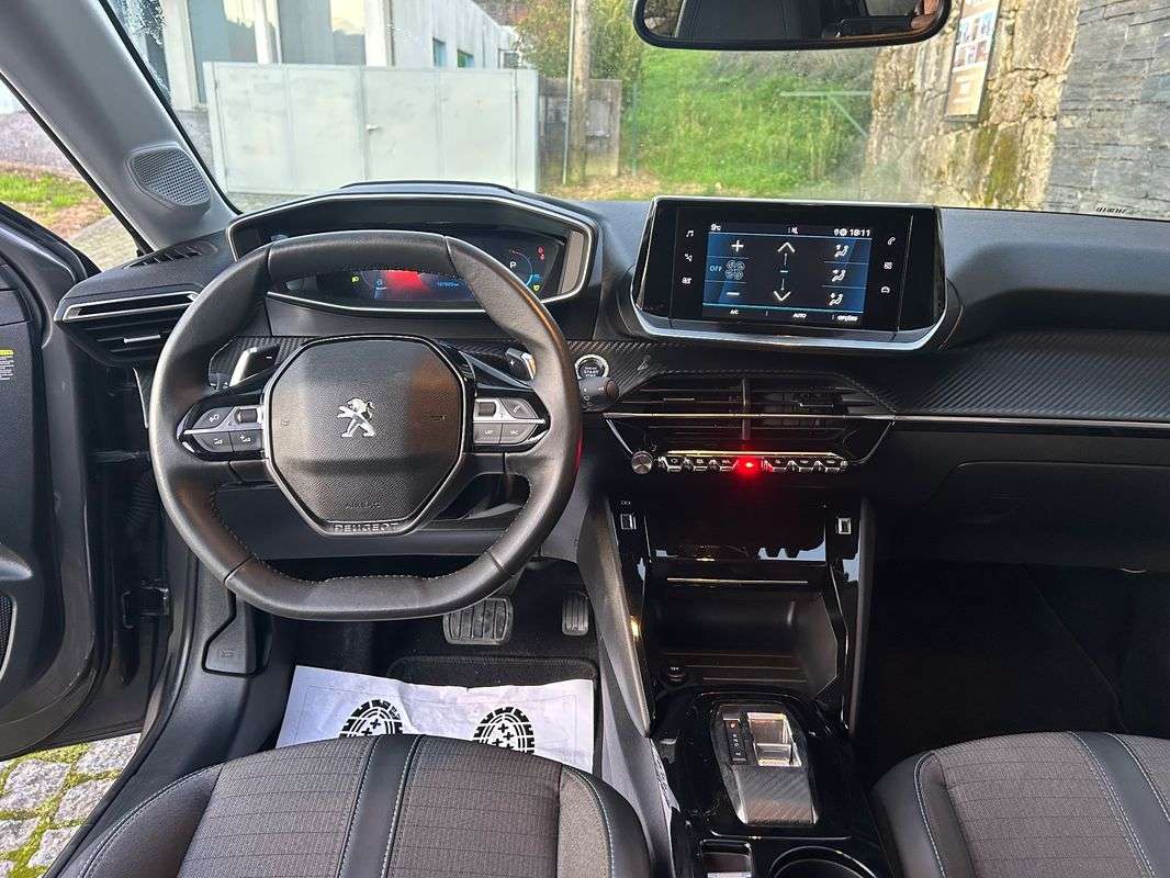 peugeot-208-2022-gasolina-1199cc