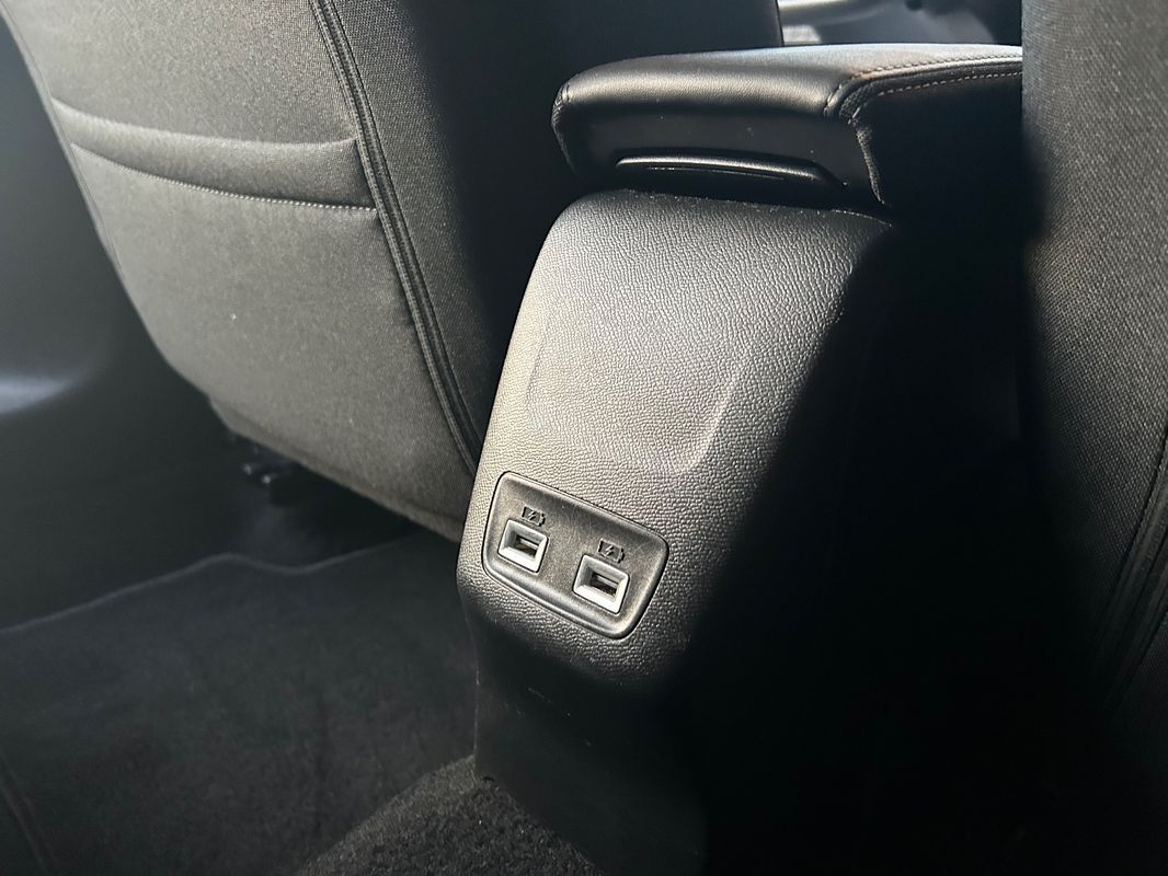 peugeot-208-2022-gasolina-1199cc