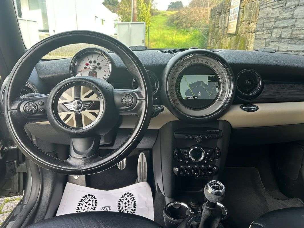 mini-coupe-2011-gasolina-1598cc