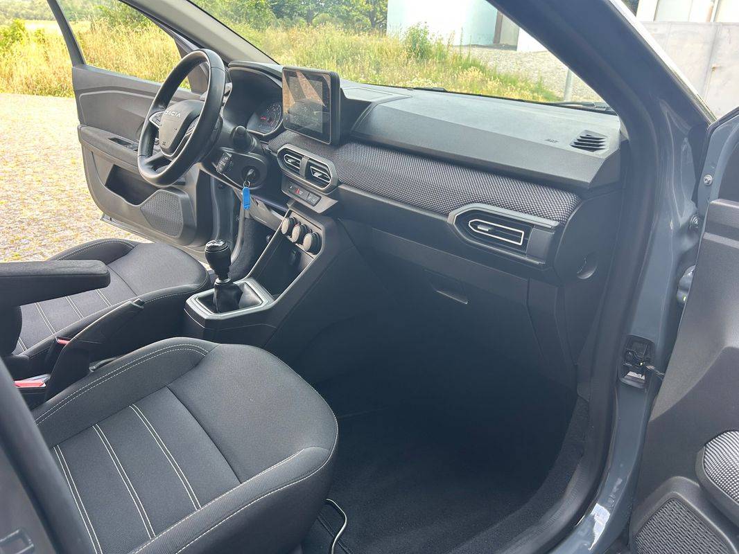 dacia-sandero-2024-gpl-999cc