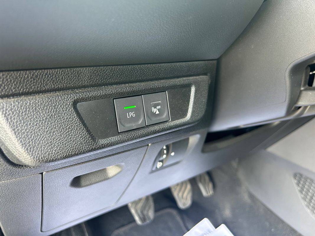 dacia-sandero-2024-gpl-999cc