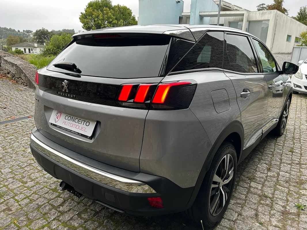 peugeot-3008-2018-diesel-1499cc
