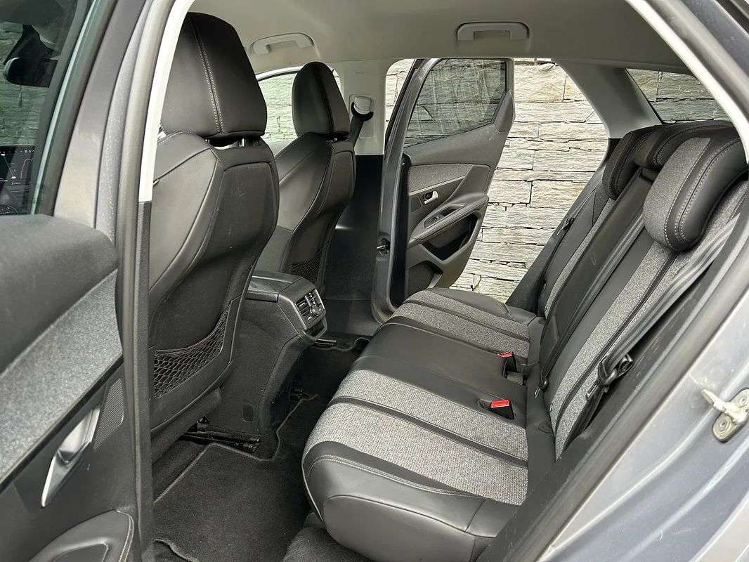 peugeot-3008-2018-diesel-1499cc
