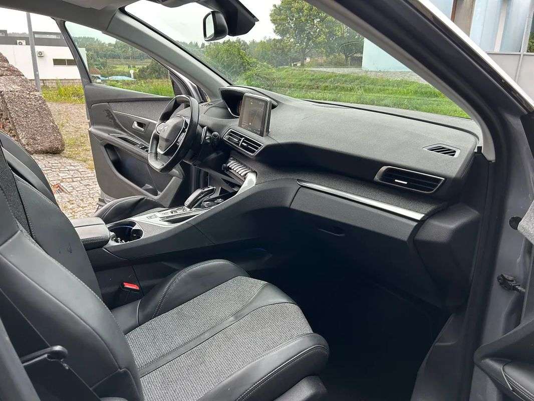 peugeot-3008-2018-diesel-1499cc
