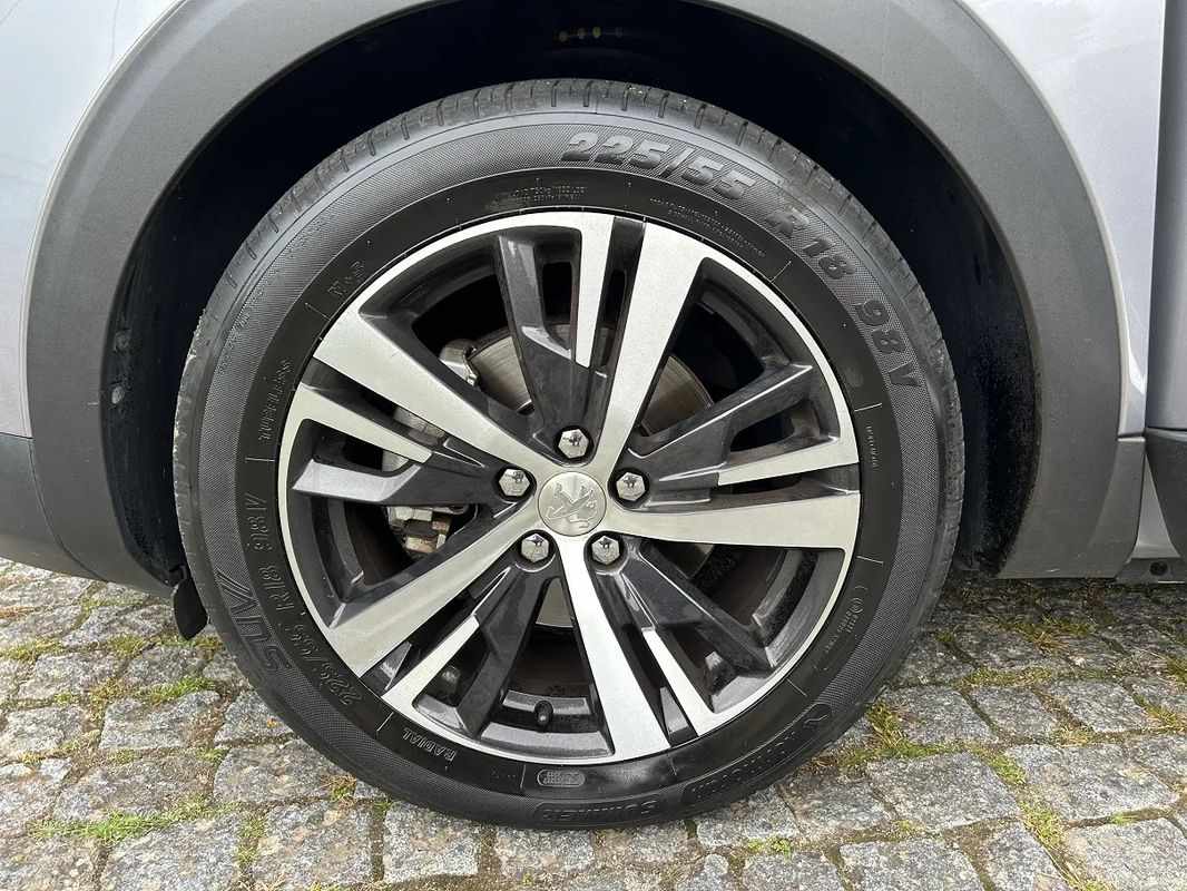 peugeot-3008-2018-diesel-1499cc
