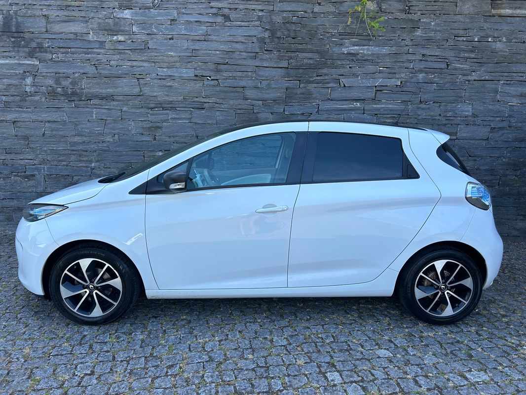 renault-zoe-2017-eletrico-0cc