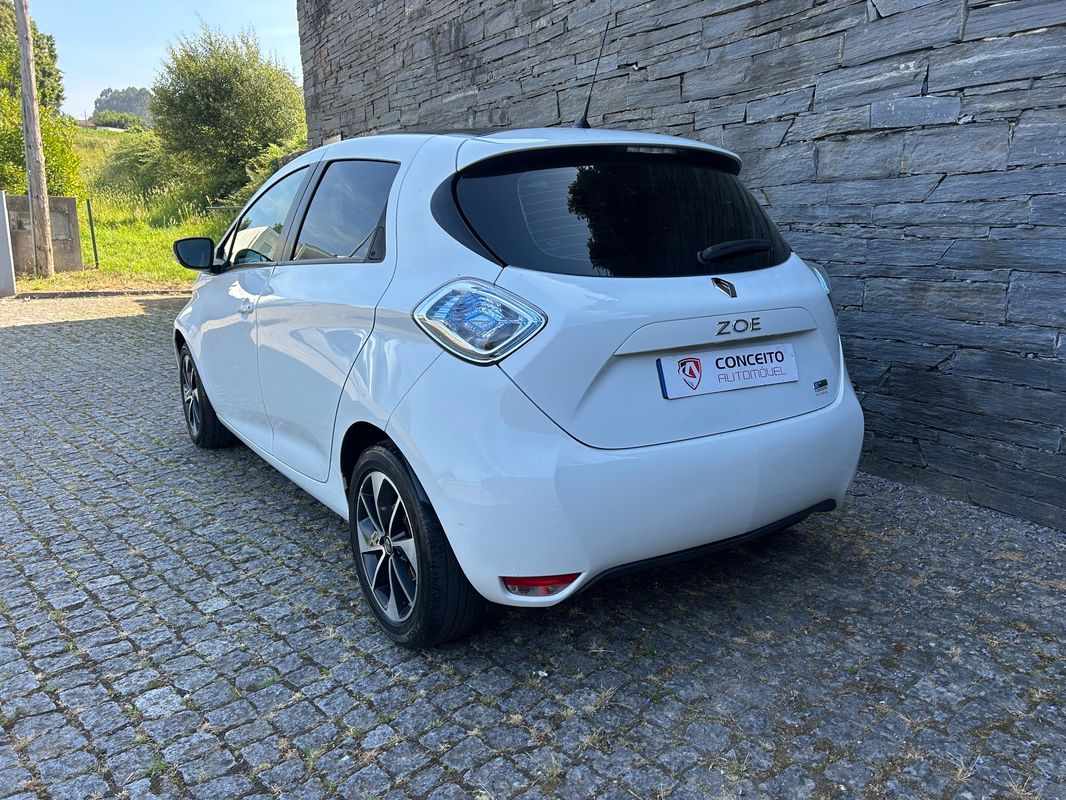 renault-zoe-2017-eletrico-0cc