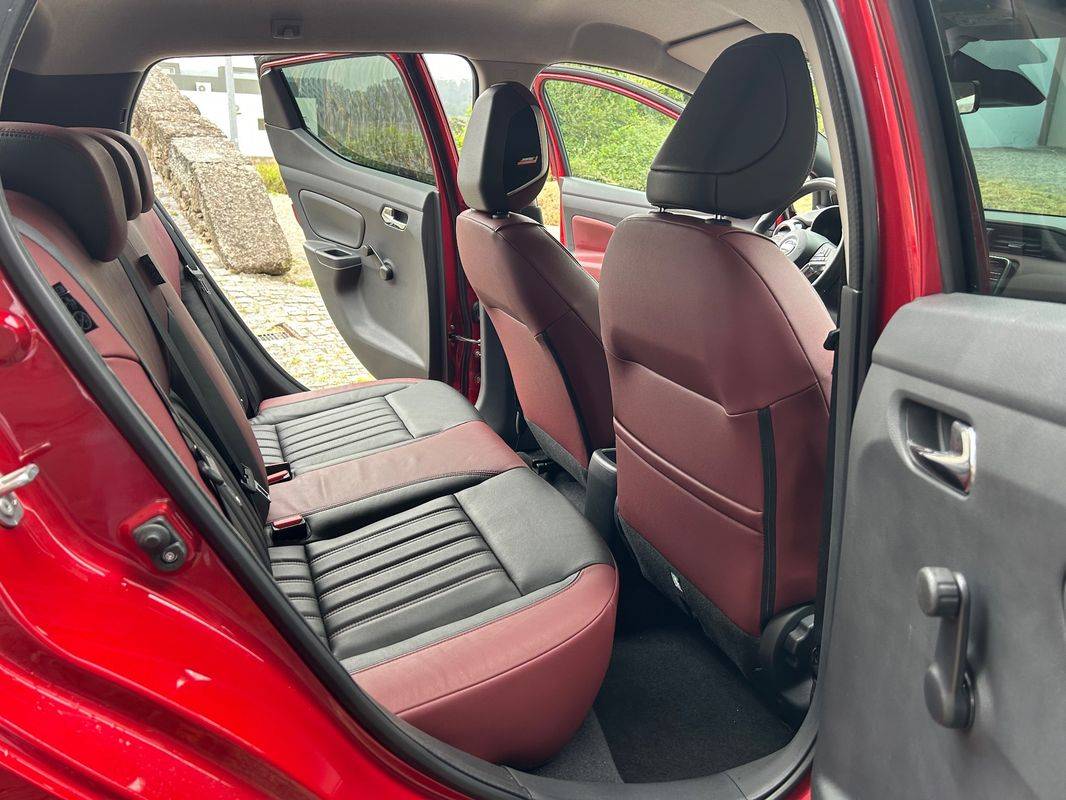 nissan-micra-2018-gasolina-898cc