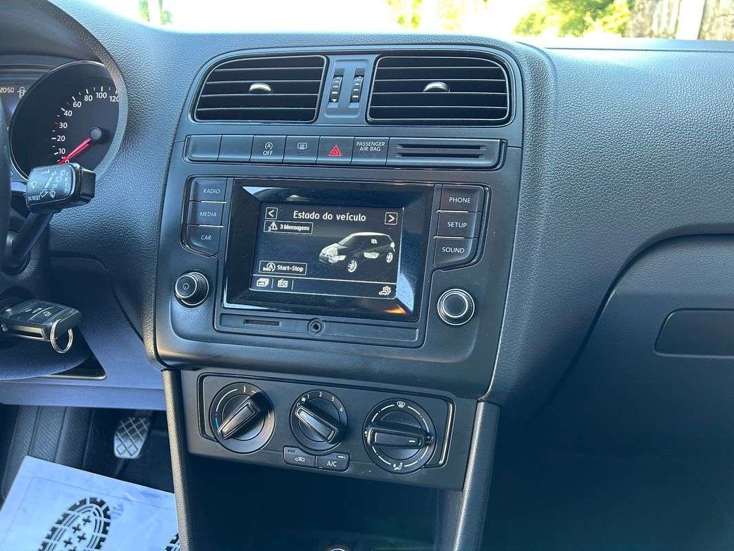 volkswagen-polo-2015-diesel-1422cc