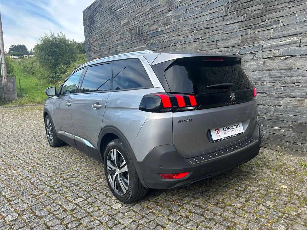 peugeot-5008-2020-diesel-1499cc