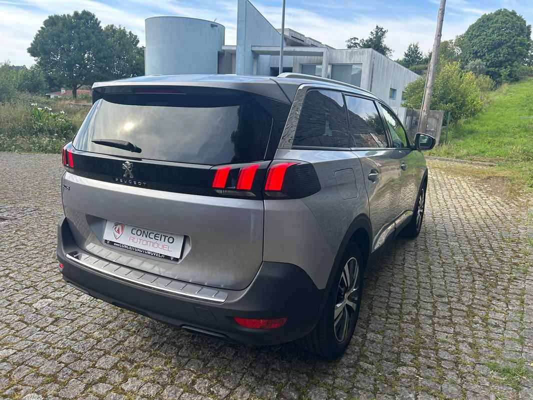 peugeot-5008-2020-diesel-1499cc