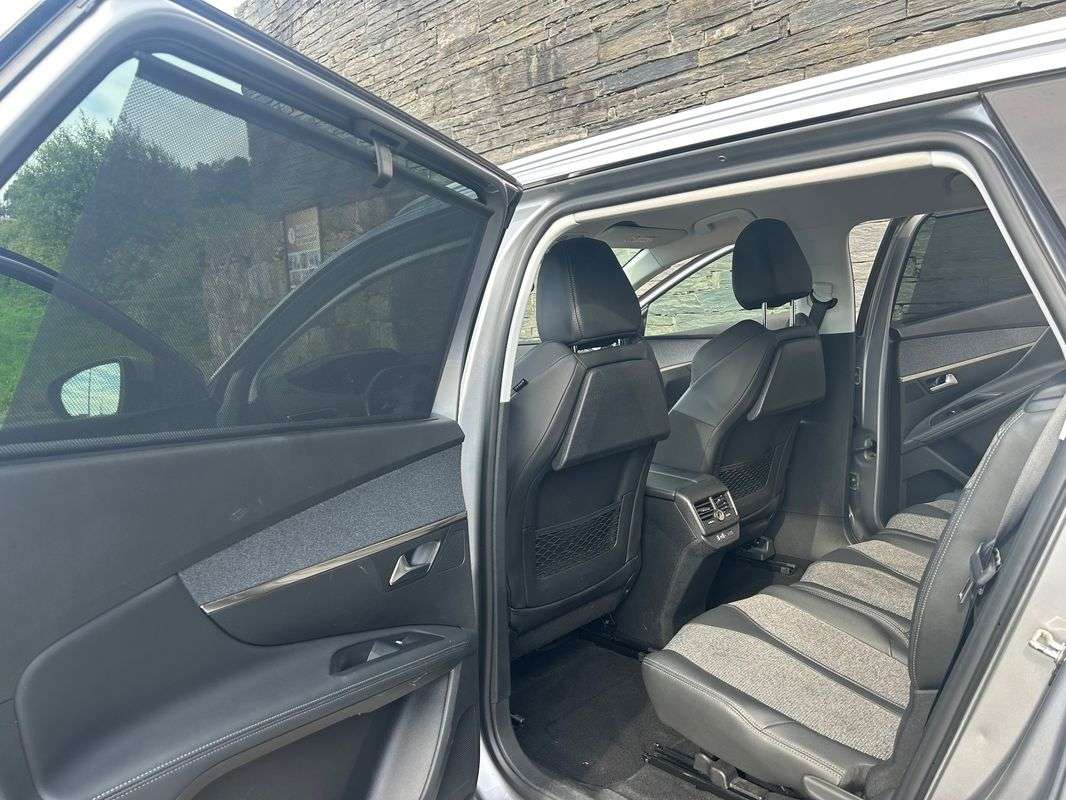 peugeot-5008-2020-diesel-1499cc