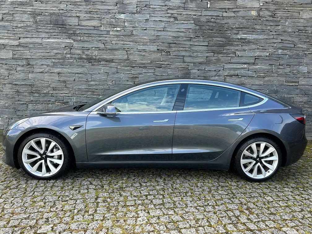 tesla-model-3-2019-eletrico-0cc