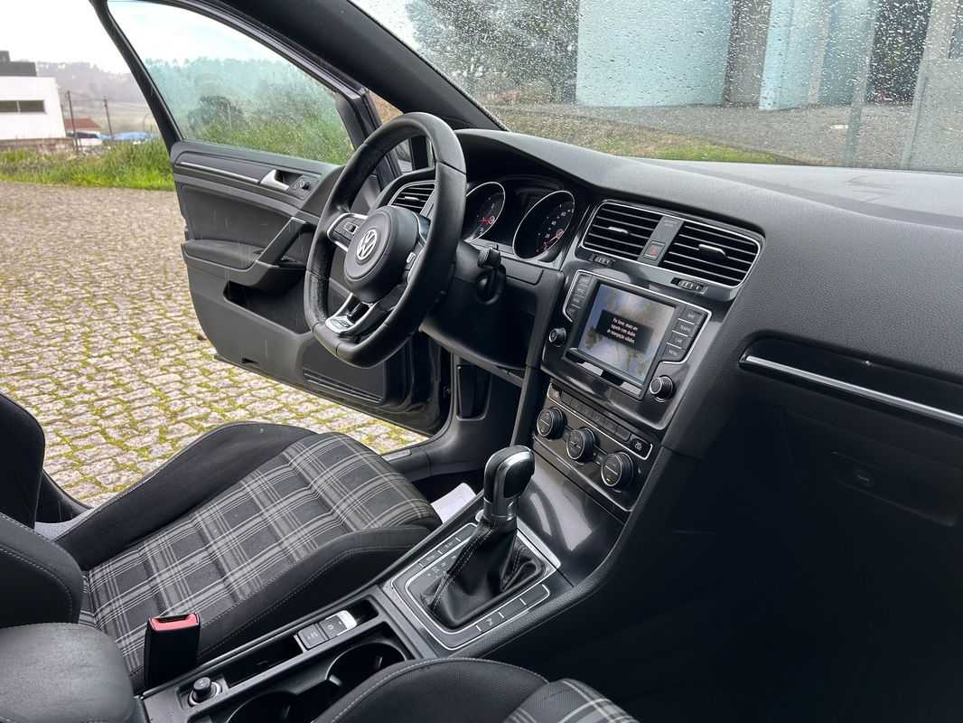 volkswagen-golf-variant-2016-diesel-1968cc