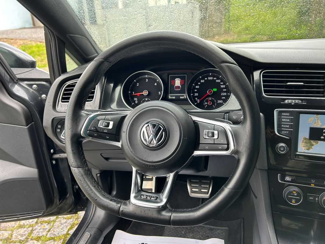 volkswagen-golf-variant-2016-diesel-1968cc