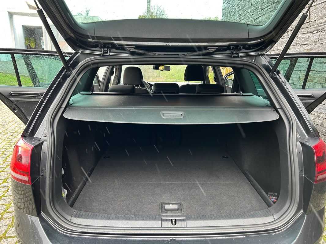 volkswagen-golf-variant-2016-diesel-1968cc