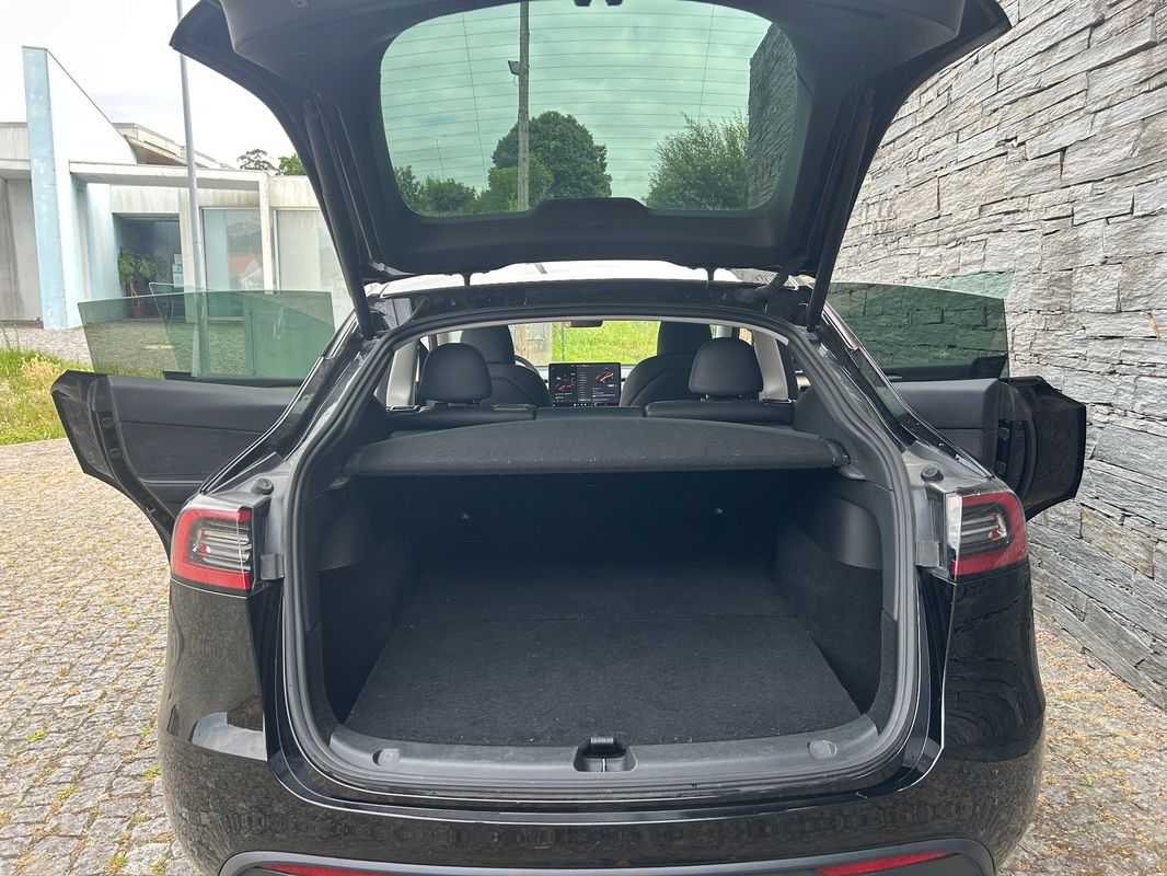 tesla-model-y-2022-eletrico-0cc
