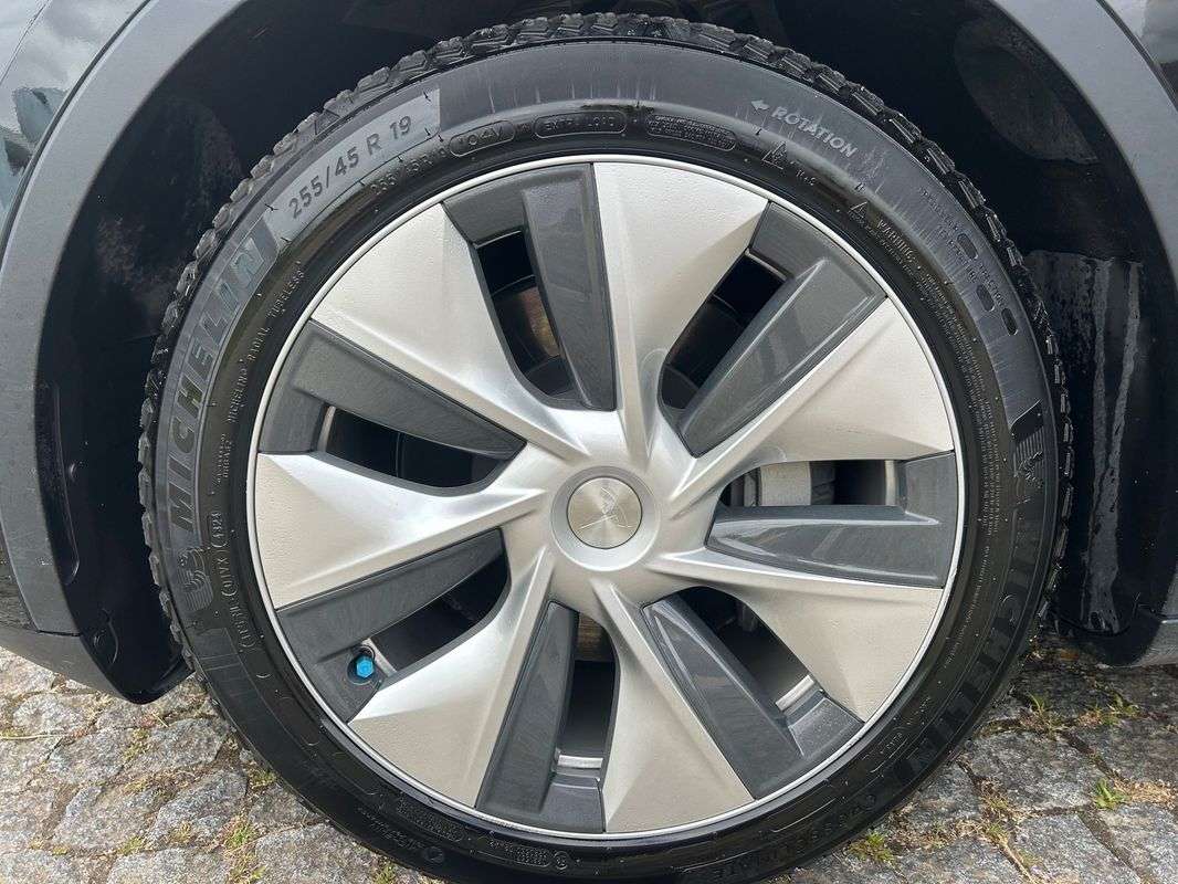 tesla-model-y-2022-eletrico-0cc