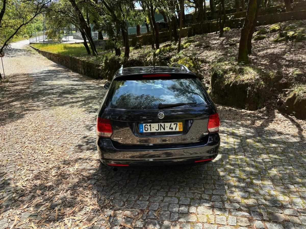 volkswagen-golf-variant-2010-diesel-1598cc