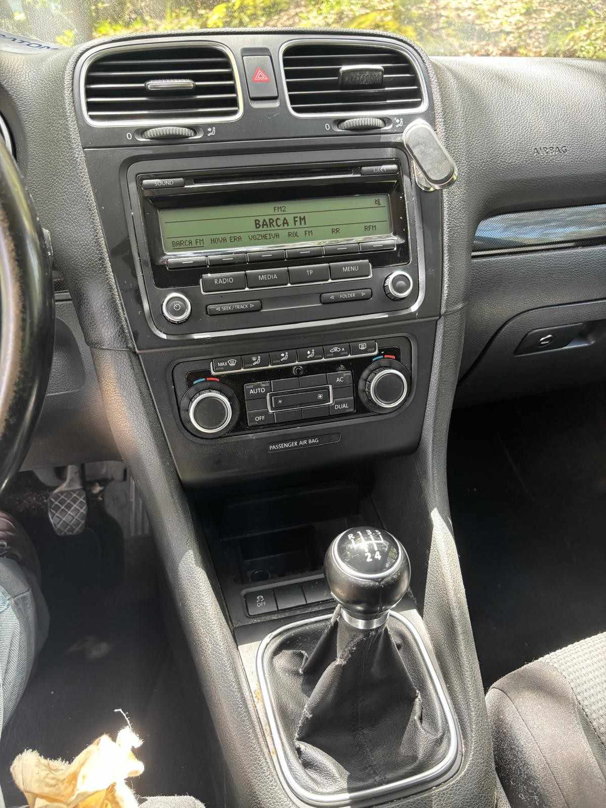 volkswagen-golf-variant-2010-diesel-1598cc