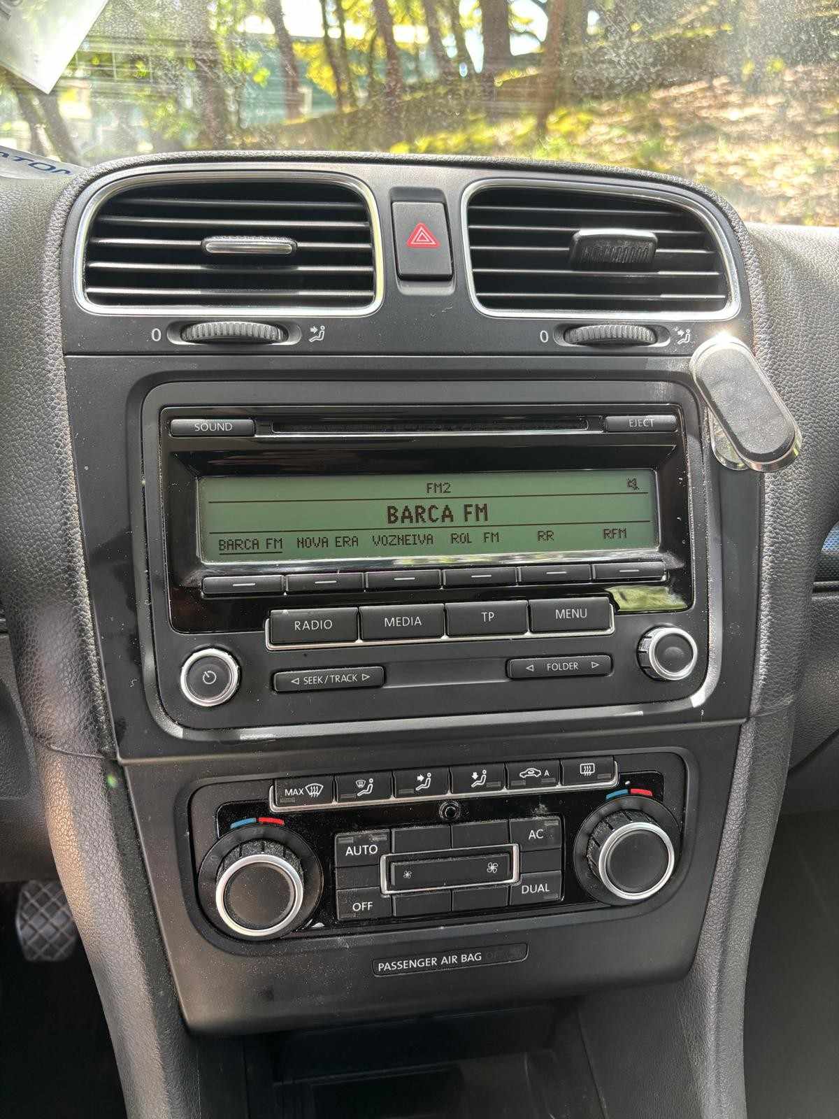 volkswagen-golf-variant-2010-diesel-1598cc