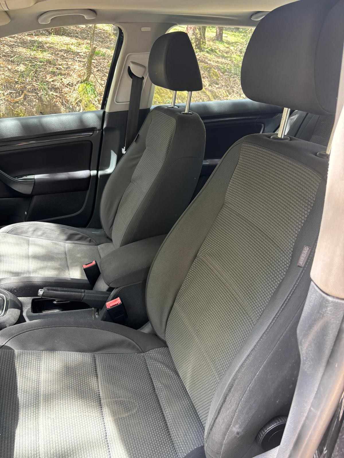 volkswagen-golf-variant-2010-diesel-1598cc