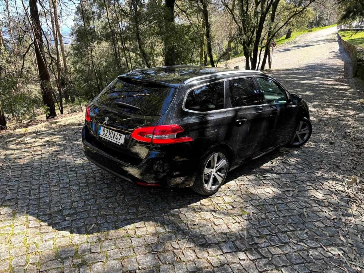 peugeot-308-sw-2019-diesel-1499cc