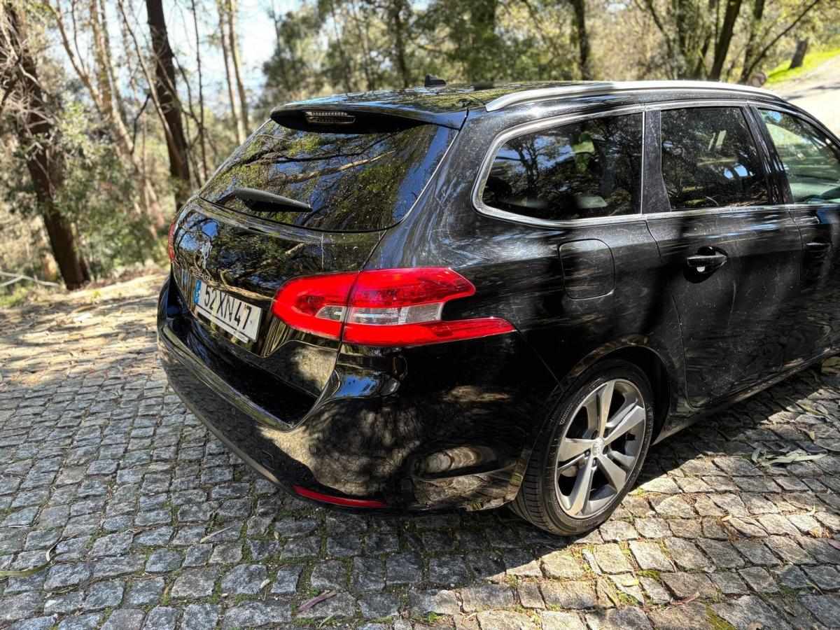 peugeot-308-sw-2019-diesel-1499cc