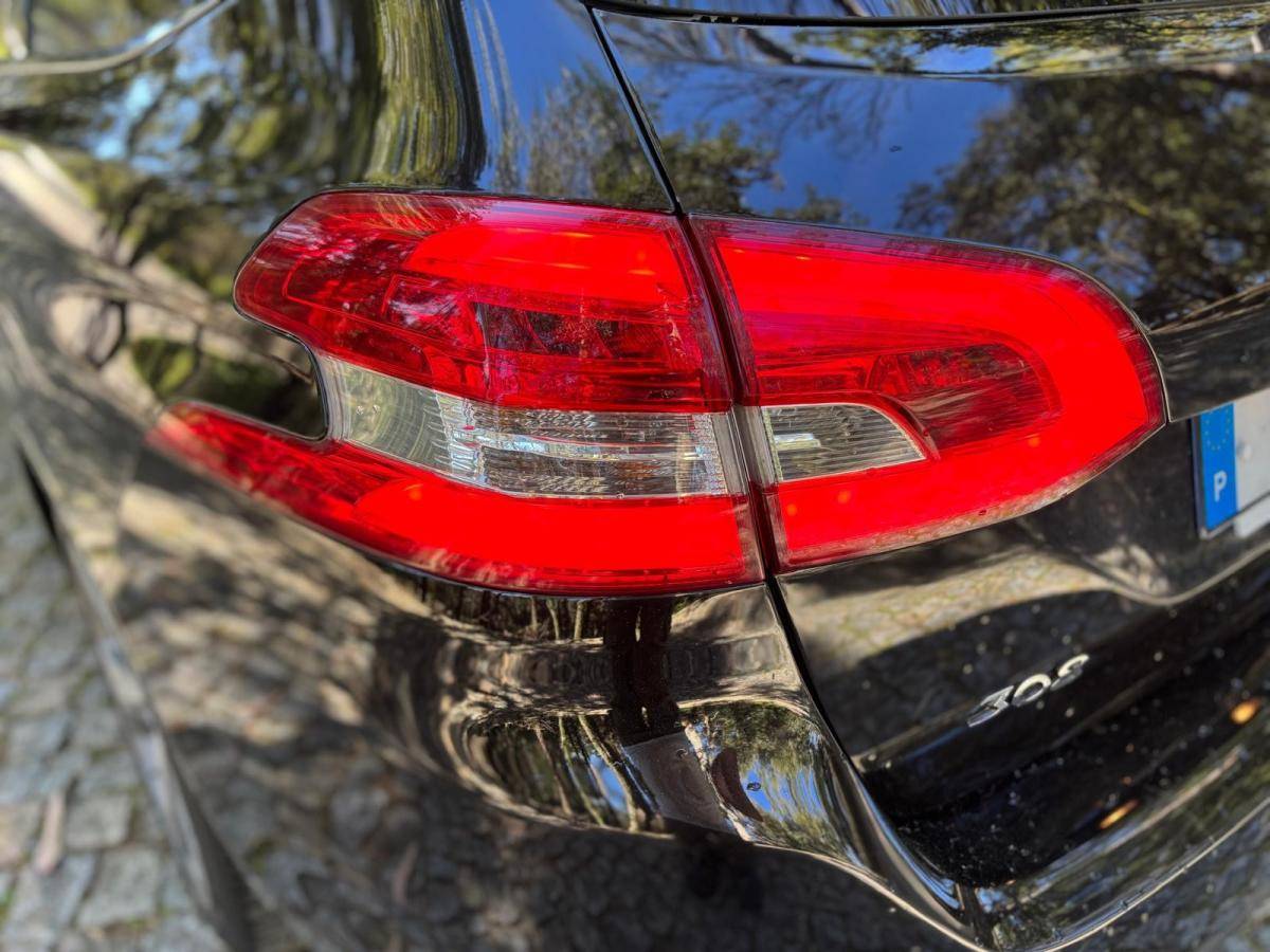 peugeot-308-sw-2019-diesel-1499cc