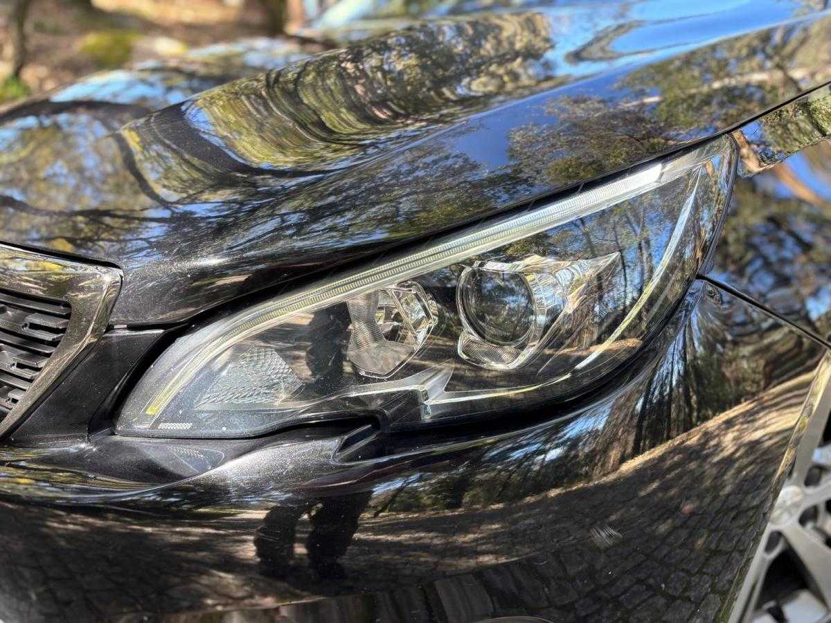 peugeot-308-sw-2019-diesel-1499cc