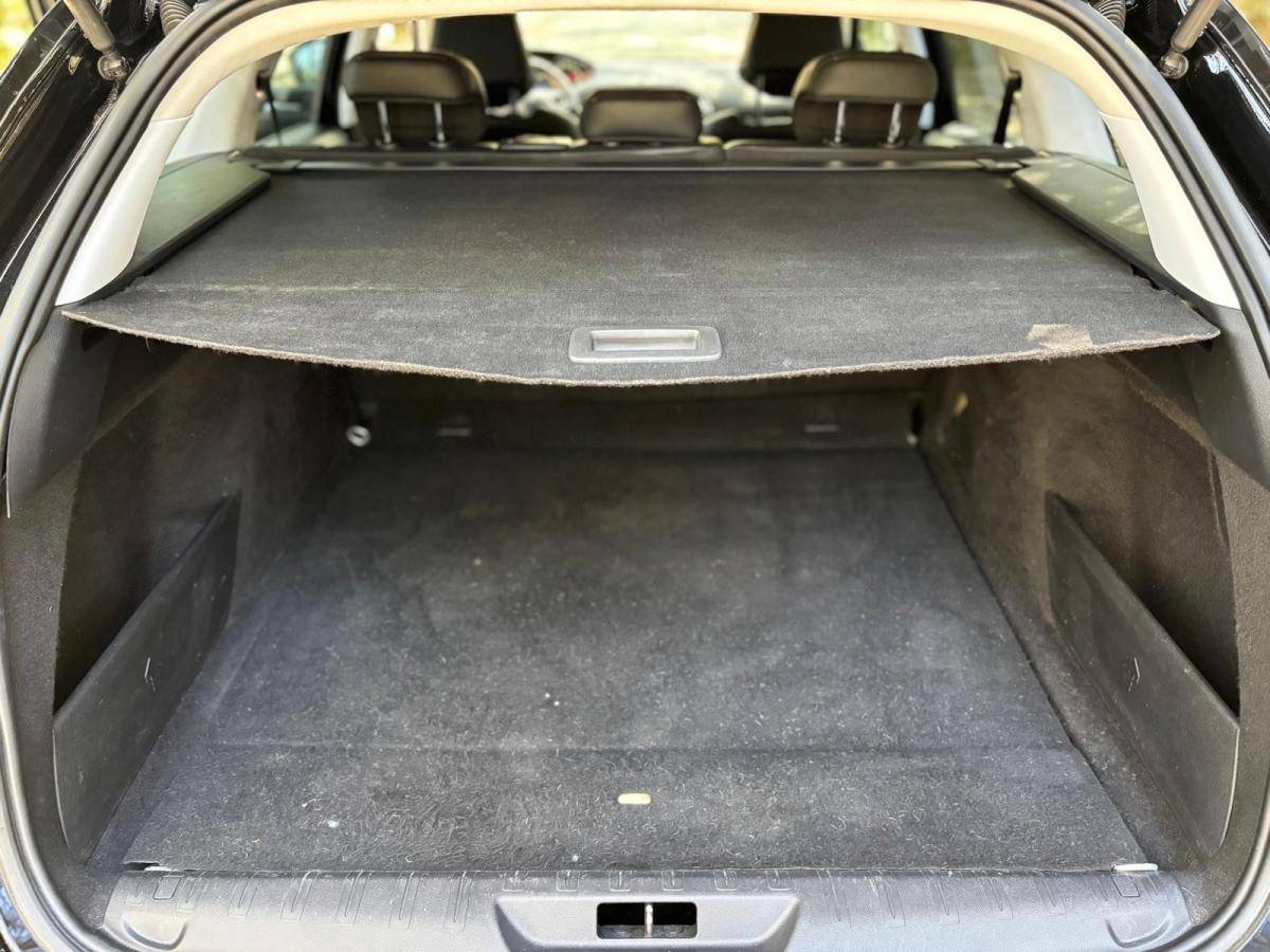 peugeot-308-sw-2019-diesel-1499cc