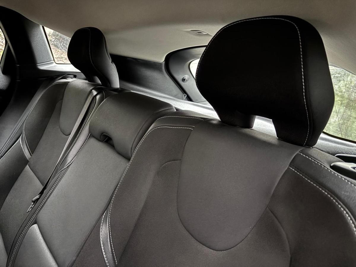 volvo-v40-2016-diesel-1969cc