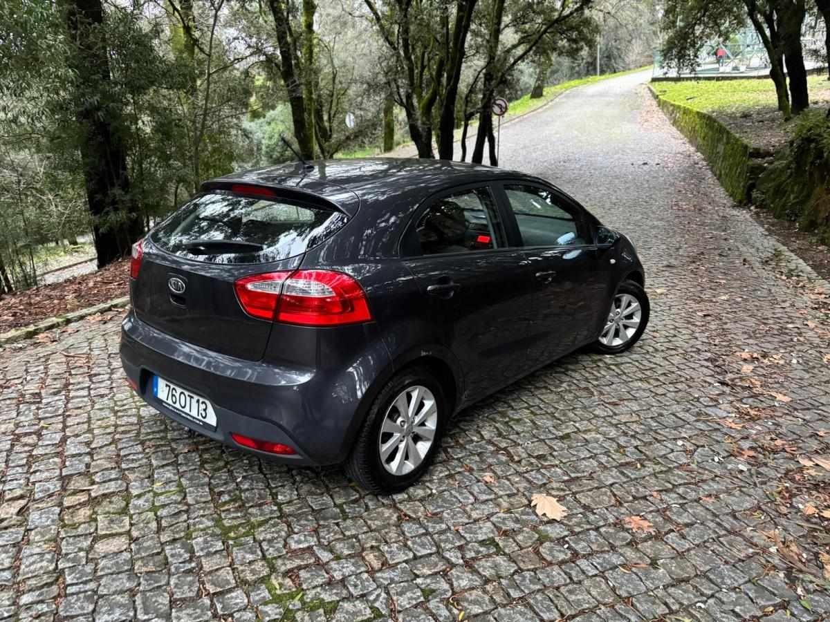 kia-rio-2014-diesel-1120cc