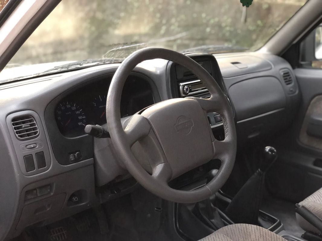nissan-pick-up-2000-diesel-2494cc