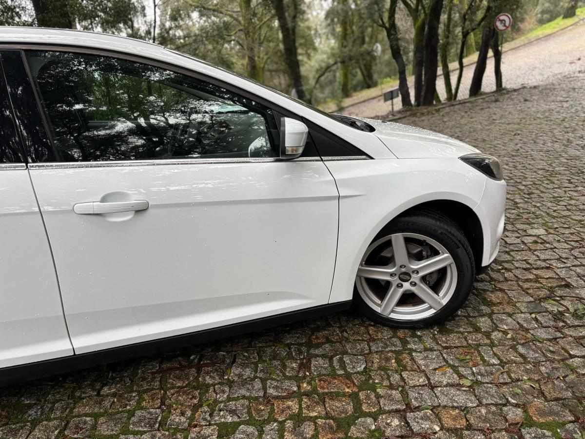ford-focus-2012-diesel-1560cc