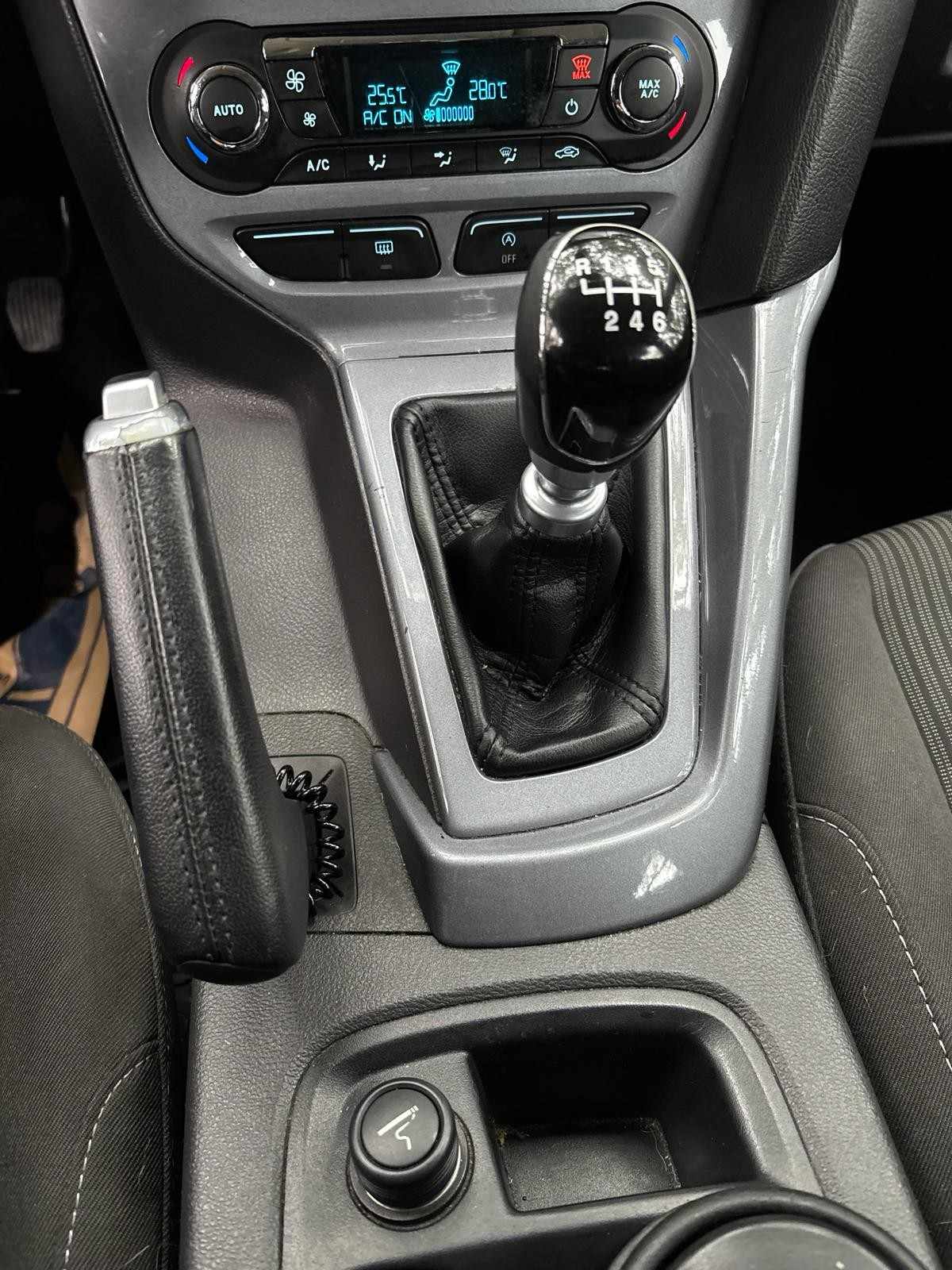 ford-focus-2012-diesel-1560cc