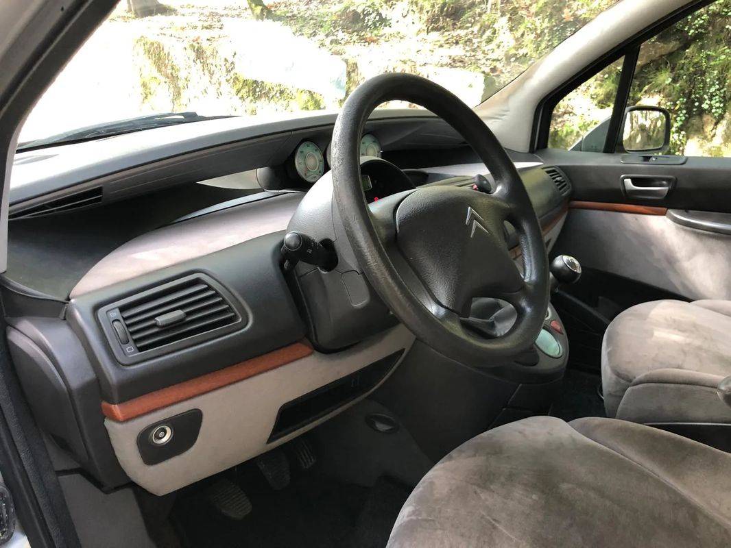 citroen-c8-2005-diesel-2179cc