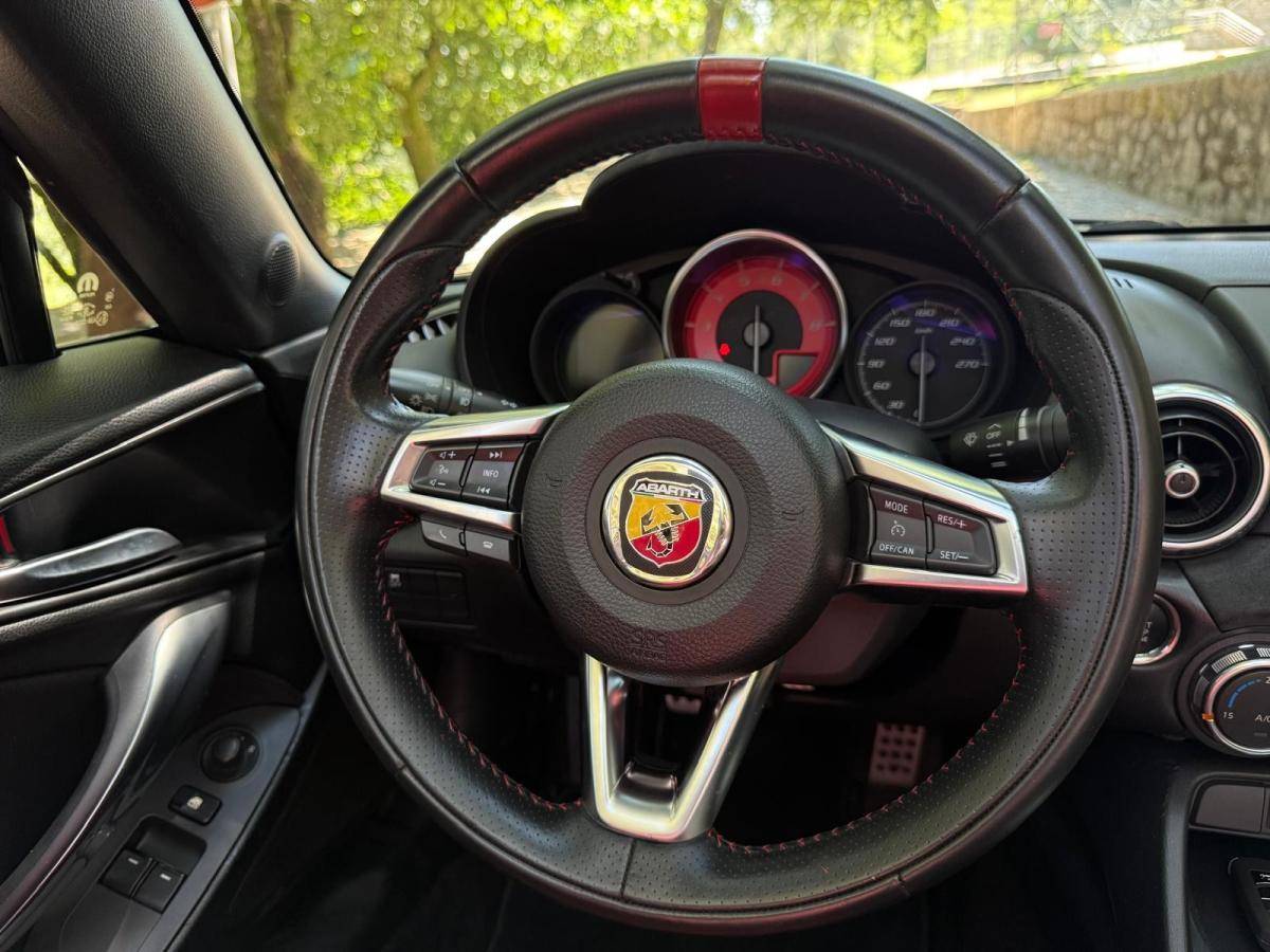 abarth-124-spider-2017-gasolina-1368cc
