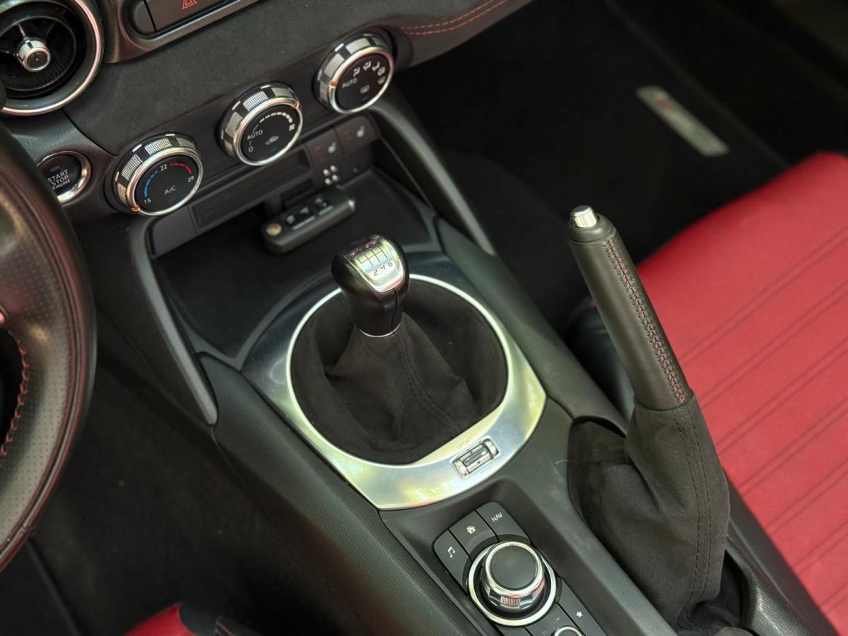 abarth-124-spider-2017-gasolina-1368cc