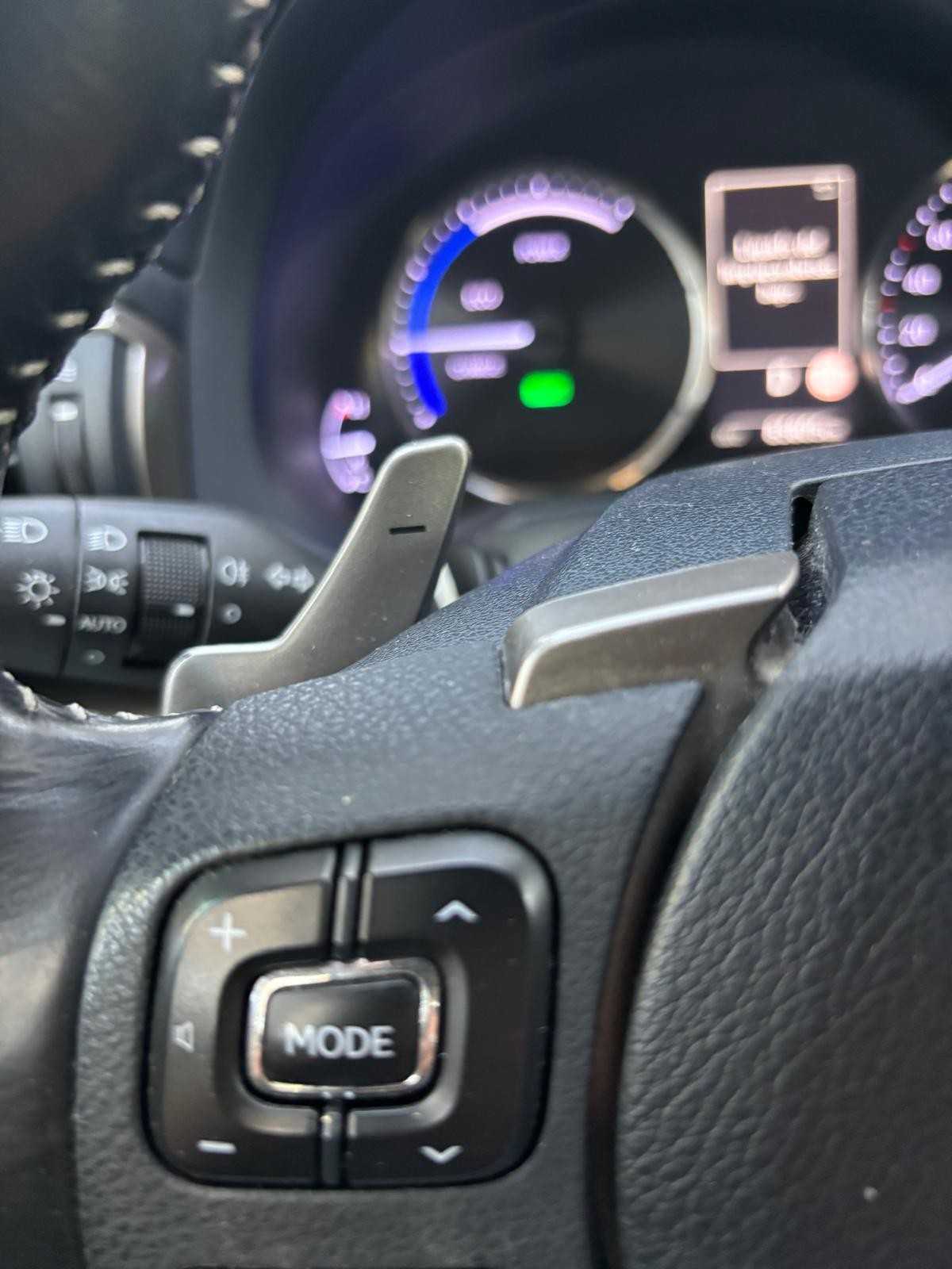 lexus-is-2018-hibrido-a-gasolina-2494cc