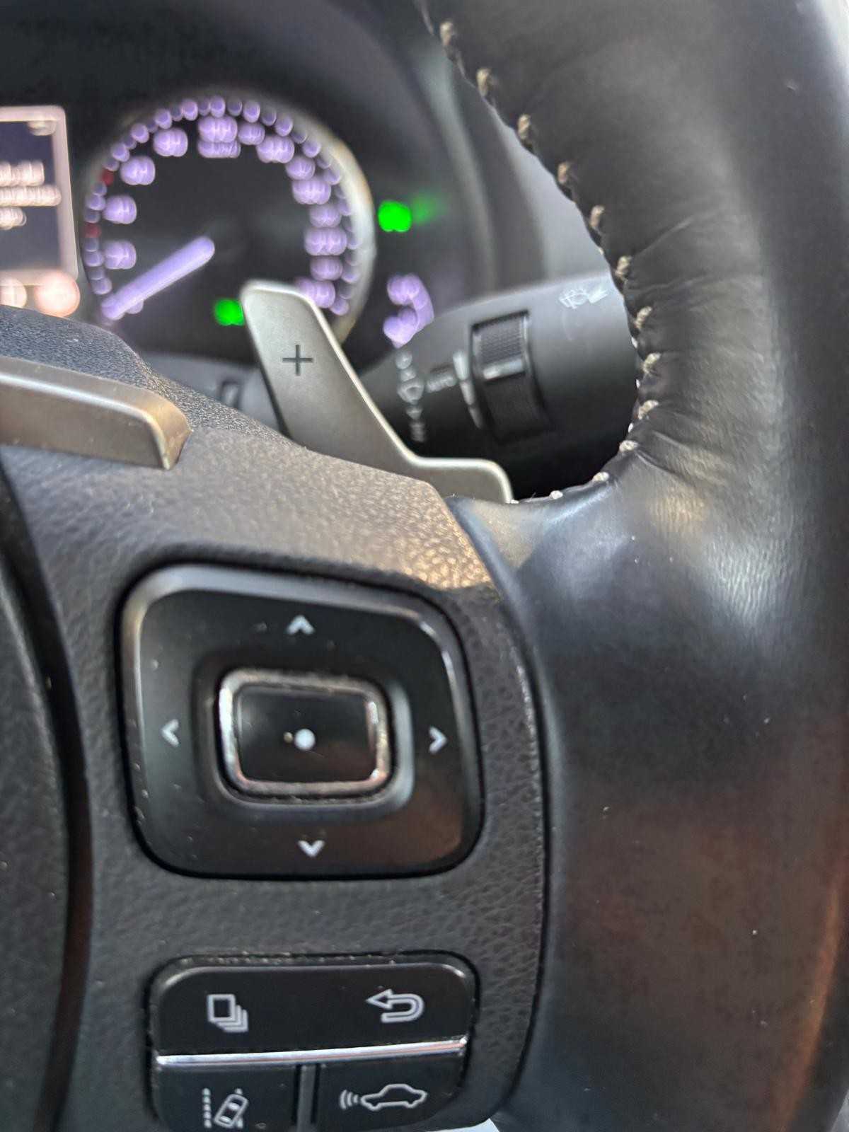 lexus-is-2018-hibrido-a-gasolina-2494cc