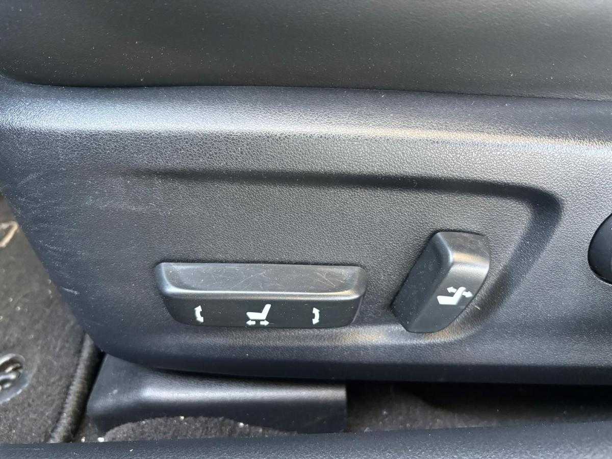 lexus-is-2018-hibrido-a-gasolina-2494cc